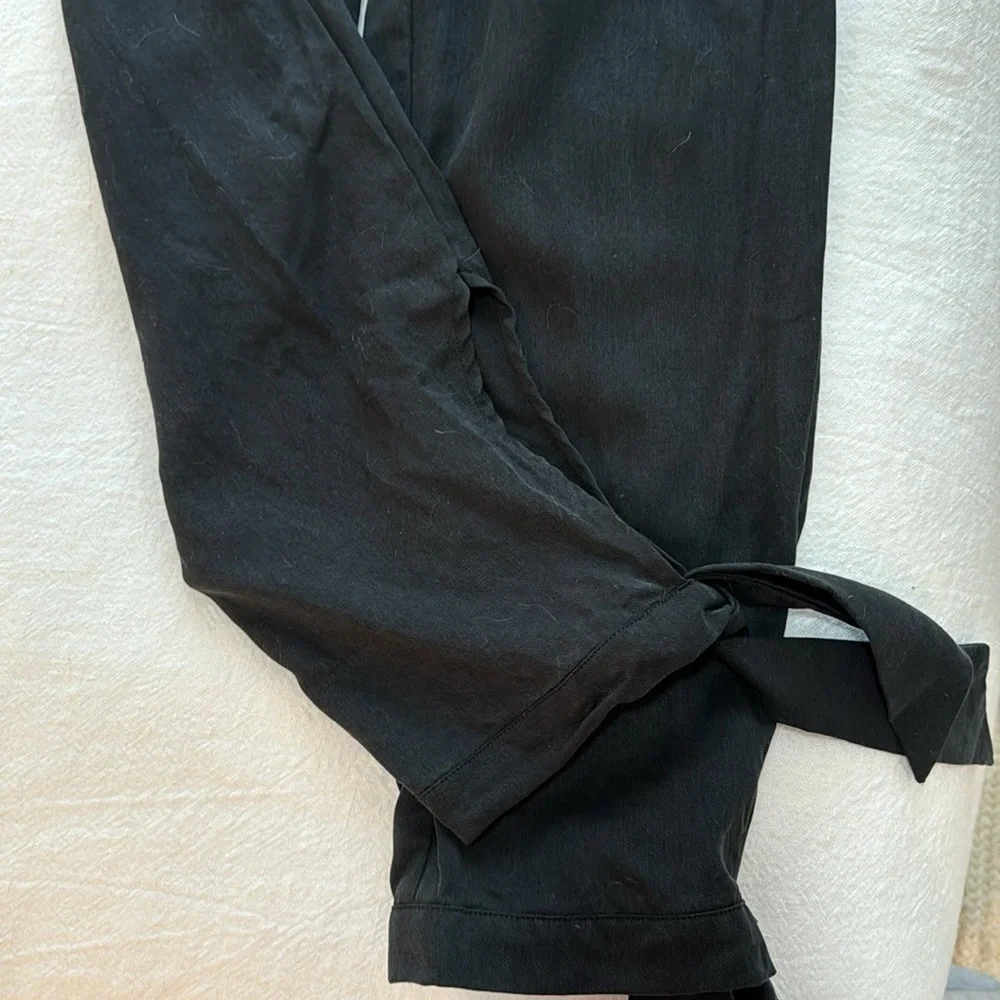 Reformation high-waist paperbag tie ankle pants in charcoal - Picture 13 of 15